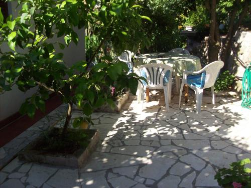 Three-Bedroom Apartment with Sea View image 10
