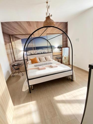 the Lighthouse accommodation, Taranto
