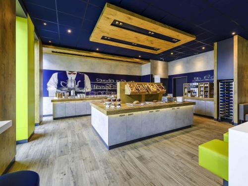 Jedzenie i napoje, ibis budget Bremen City Center in Brema (Bremen)