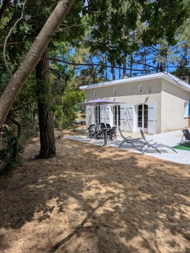 MAISON LES MATHES 60 M2, TERRAIN 850 M2, 4 à 6 personnes (MAISON LES MATHES 60 M2, TERRAIN 850 M2, 4 a 6 personnes) in La Tremblade