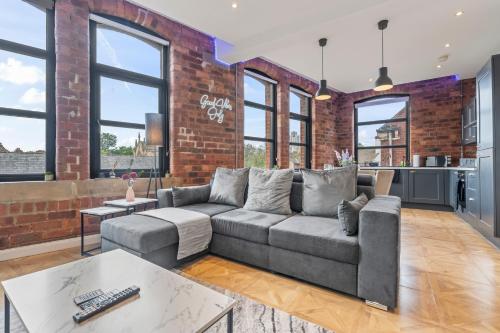 NY Style Exposed Brick Central 2BR Sleep 8