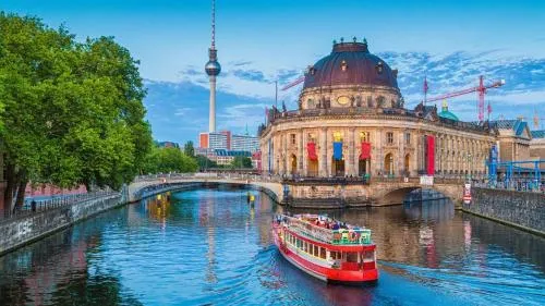 Longterm Apartment rental with Parking in Berlin, Deutschland