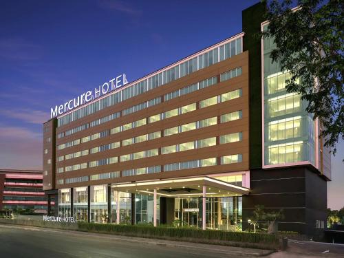 숙소 외관, 머큐어 마카사르 넥사 페타라니 (Mercure Makassar Nexa Pettarani) in 마카사르