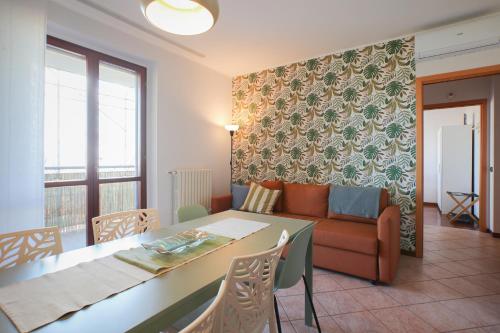 Free Garage, Cozy Apartment with Terrace