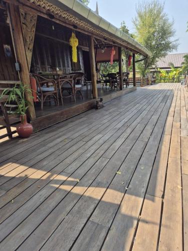 Erkély/terasz, Teak House Homestay II in Hang Dong