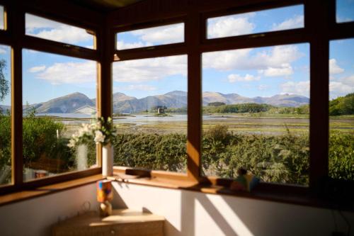 Stunning Coastal Home with Views of Castle Stalker in Port Appin