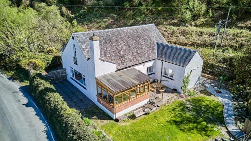 Stunning Coastal Home with Views of Castle Stalker in Port Appin
