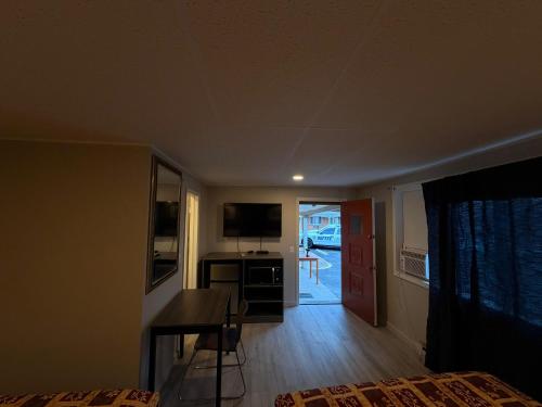 Patio Court Motel - main image