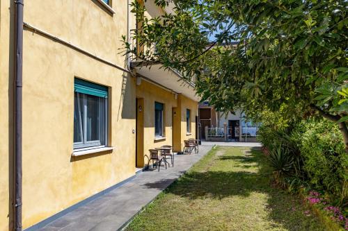Jesolo Free parking 2 Comfortable apartment