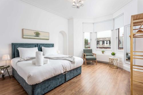 Scott Suite - Donnini Apartments in Кілмарнок