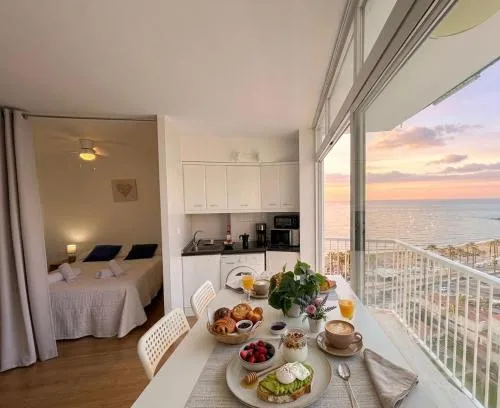 Apartment in Benalmádena Costa with ocean views photo 2