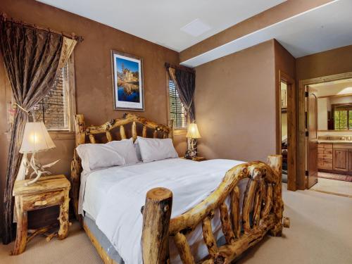 Beaver Creek Landing Condo 206 - image 7
