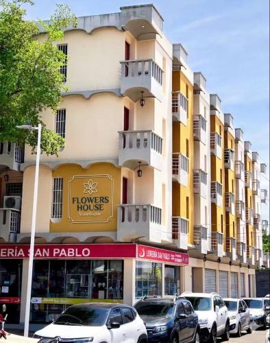 Apartamentos FLOWERS HOUSE ll - ZONA Hotelera & Turística