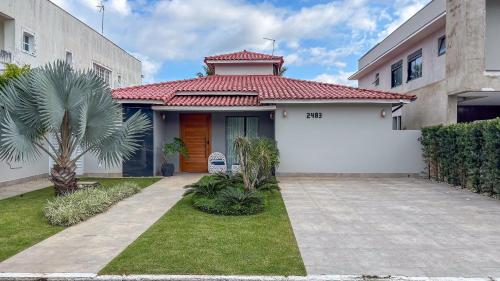 Entrance, SHB • Condominio | 5 Quartos | Lazer Completo in Jardim Acapulco