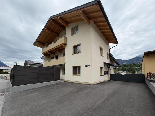Mountain hOMES in آكسامس