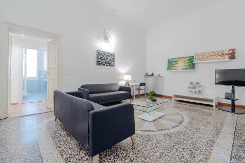 GuestHost - Spacious Flat near Corvetto