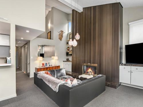 Vantage Point Condo 601 - main image