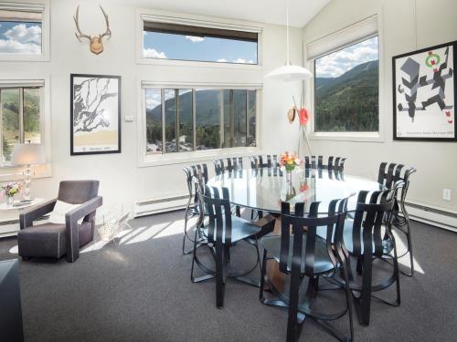 Vantage Point Condo 601 - image 10