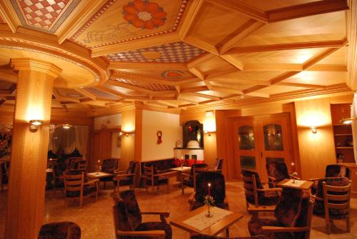 Pub/Lounge, Hotel Belvedere Srl in Fai Della Paganella