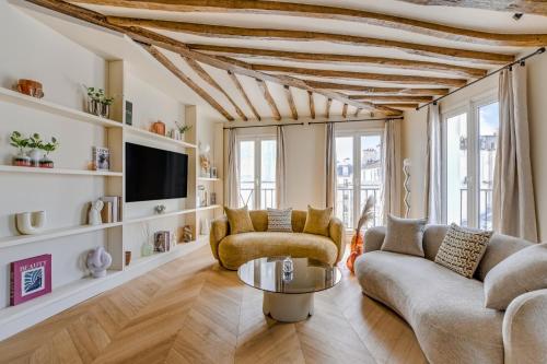 Pick A Flat's Apartements in Notre Dame de Paris - Rue Dauphine