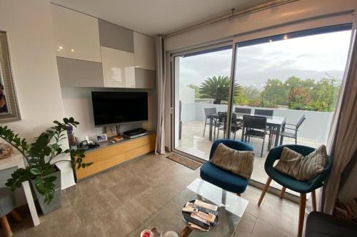 Apartment with Pool and Terrace in Montpellier in La Pompignane