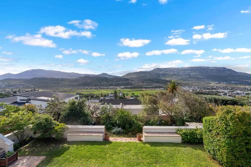 The Lookout | 3 bedroom home in Fish Hoek - image 8
