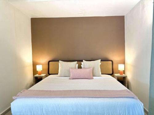 Beachside 1BR Apt - Balcony & Pool – khách sạn tại Loiza