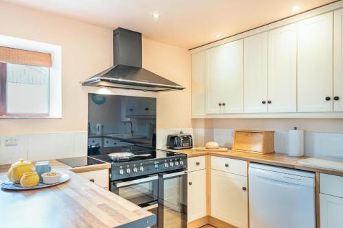 Facilities, 2 Bed in Godshill oc-ic129 in Godshill and Wroxall