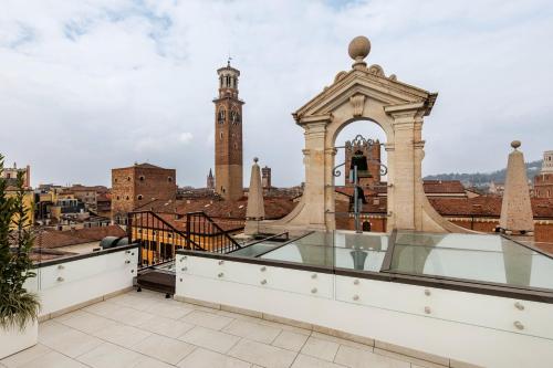 Palazzo Poste Suites