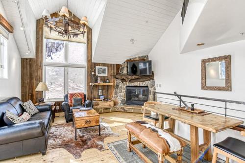 Double Diamond Ski-in/Ski-out Chalet in Telluride, USA