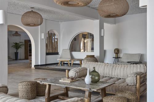 Aula, Pounda Resort Paros, a member of Radisson Individuals in Pounta / Sotires
