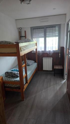 Appartement en bord de mer, parking privé,loggia & linge de maison compris (Appartement en bord de mer, parking prive,loggia & linge de maison compris) in Villers-sur-Mer