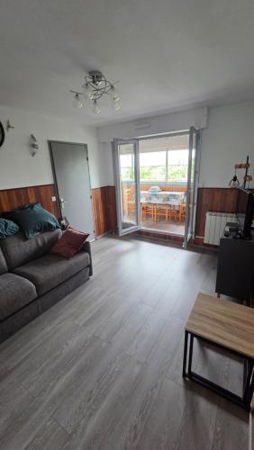 Appartement en bord de mer, parking privé,loggia & linge de maison compris (Appartement en bord de mer, parking prive,loggia & linge de maison compris) in Villers-sur-Mer