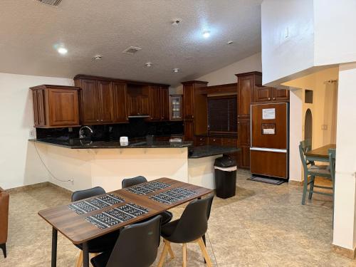 TY Park Hostel in Emerald Hills