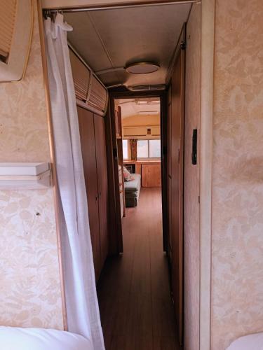 caravane airstream mantenay in Saint-Trivier-de-Courtes