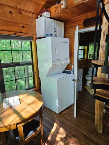 Treehouse getaway in Killen (AL)