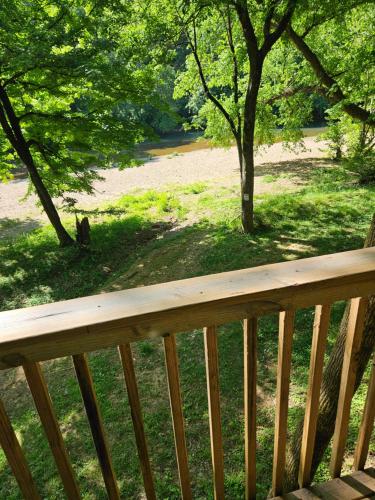 Treehouse getaway in Killen (AL)
