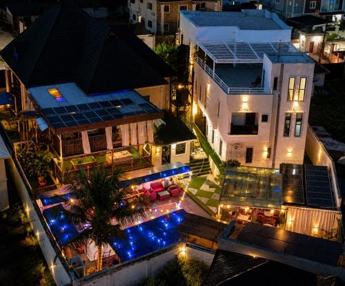 DE Lounge Inn in Ikorodu