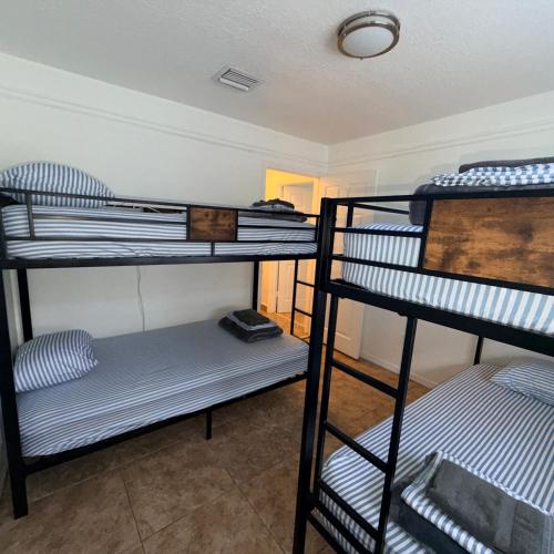 TY Park Hostel in Emerald Hills