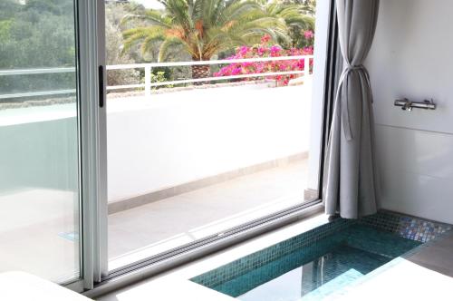 Amazing Apartments Olhao, with pool, beach close in Cerro Azul