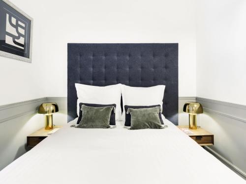 LivinParis - Luxury AC 4 Bedrooms Opera I - image 12