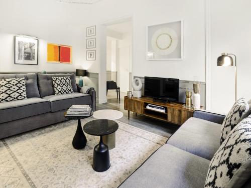 LivinParis - Luxury AC 4 Bedrooms Opera I