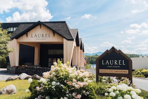 Udvendig, Laurel Lake Placid in Lake Placid (NY)