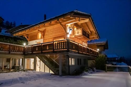 Chalet Buffalo 16P by Jolidi