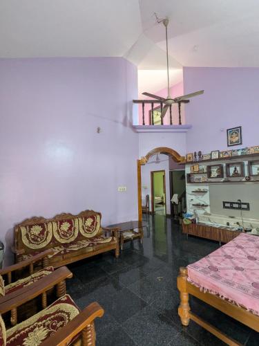 Sapthagiri Homestay in Trasi
