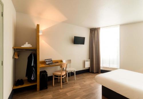 B&B HOTEL Dunkerque Centre Gare Room Type - Double Room