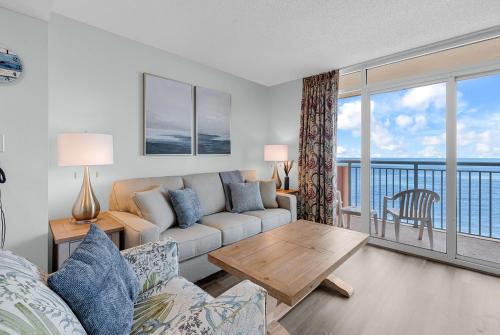 Sunrise Oasis - Oceanfront Balcony King Suite On Boardwalk – khách sạn tại Myrtle Beach
