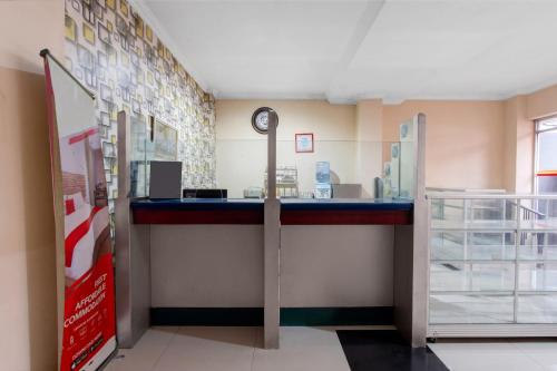 Lobby, Hotel O near Universitas Gadjah Mada formerly Seruni Residence in Depok