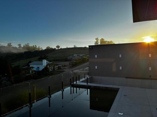 Casa em Juruaia com piscina, fogão a lenha,lareira - Quinta dos Laranjais (Casa em Juruaia com piscina, fogao a lenha,lareira - Quinta dos Laranjais) in Juruaia
