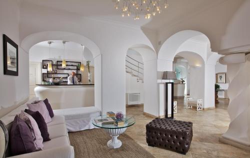 حانة/استراحة, فندق أورسا ماجيور (Hotel Orsa Maggiore) in اناكابري